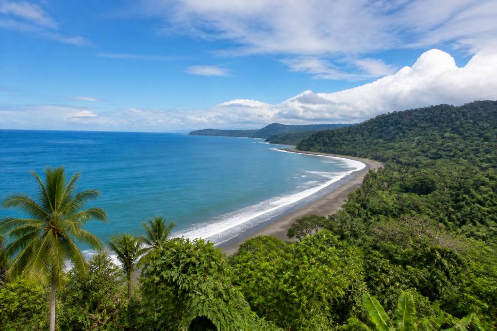 A Local’s Guide to Choosing the Best Base in Costa Rica’s Southern Zone: Uvita, Dominical, or Ojochal?